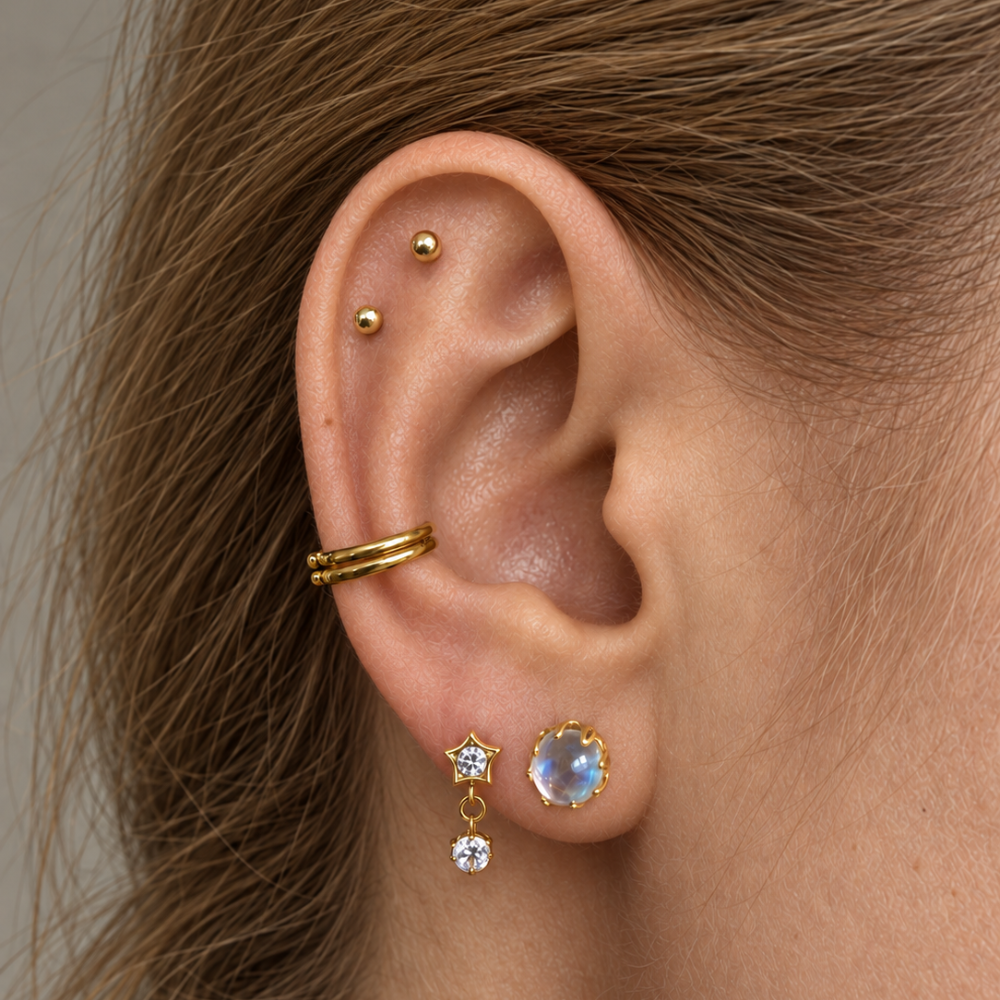 Titanium Labret Decorative Full Moon On Ear